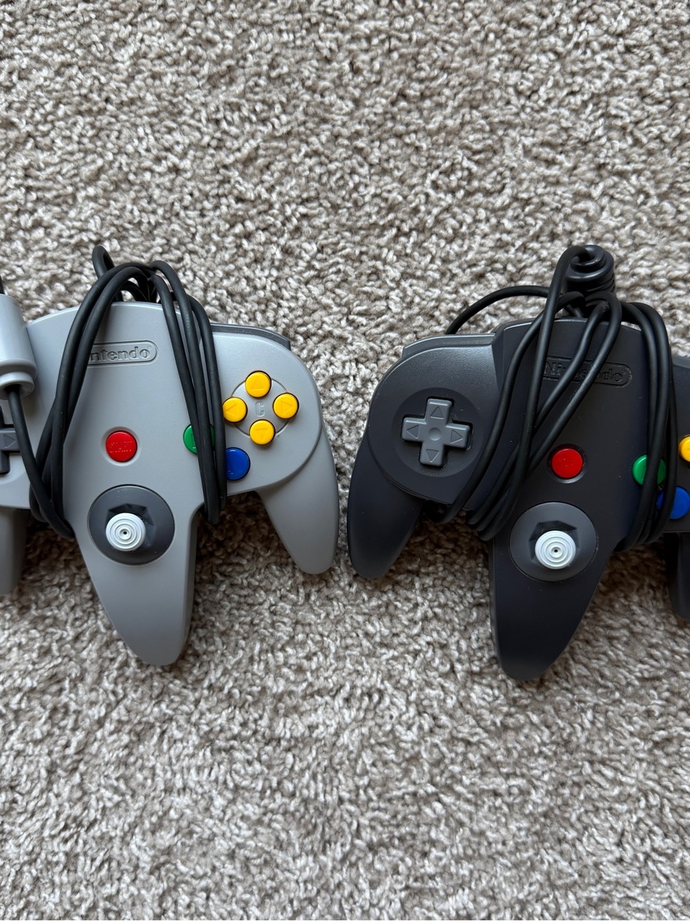 NINTENDO 64 N64 GRAY AND BLACK CONTROLLER USED